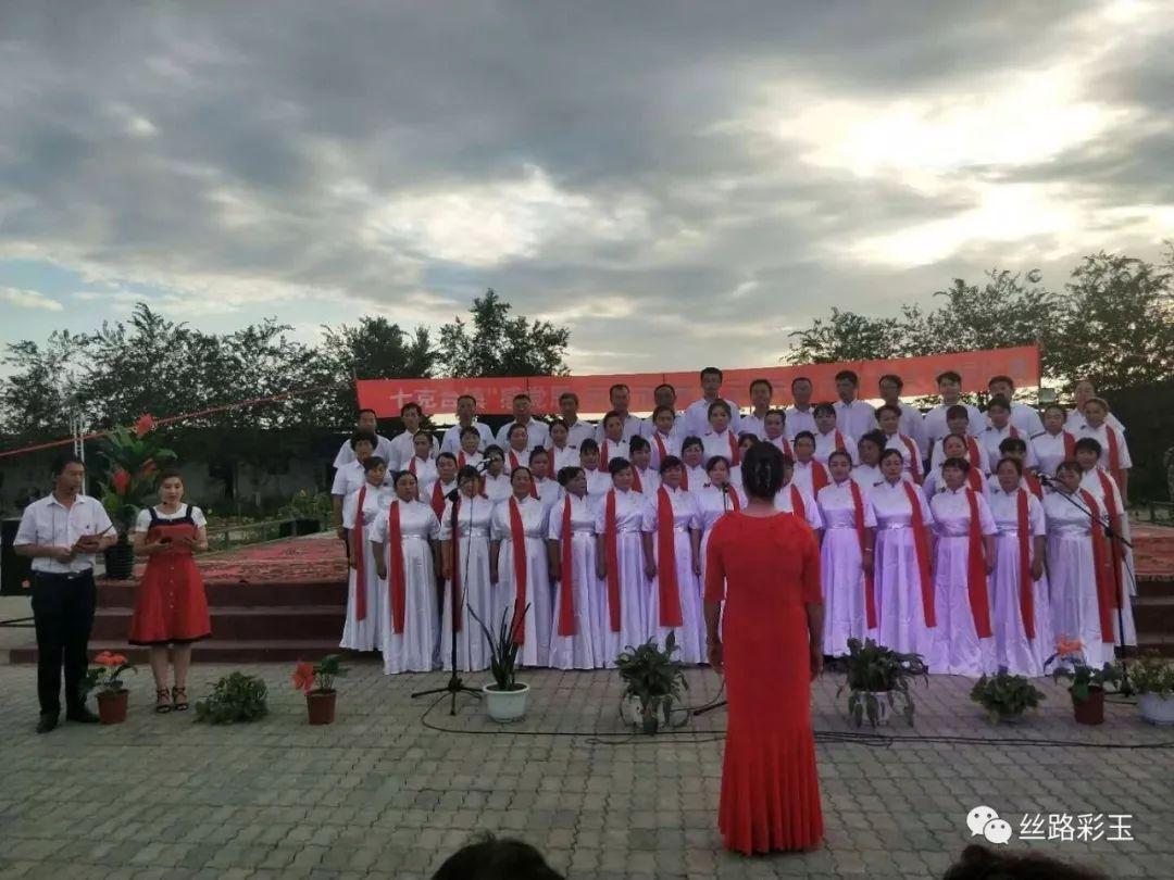 网络评论新秀挑战赛｜哈尔滨爆火出圈：在求变中留住“泼天的富贵”